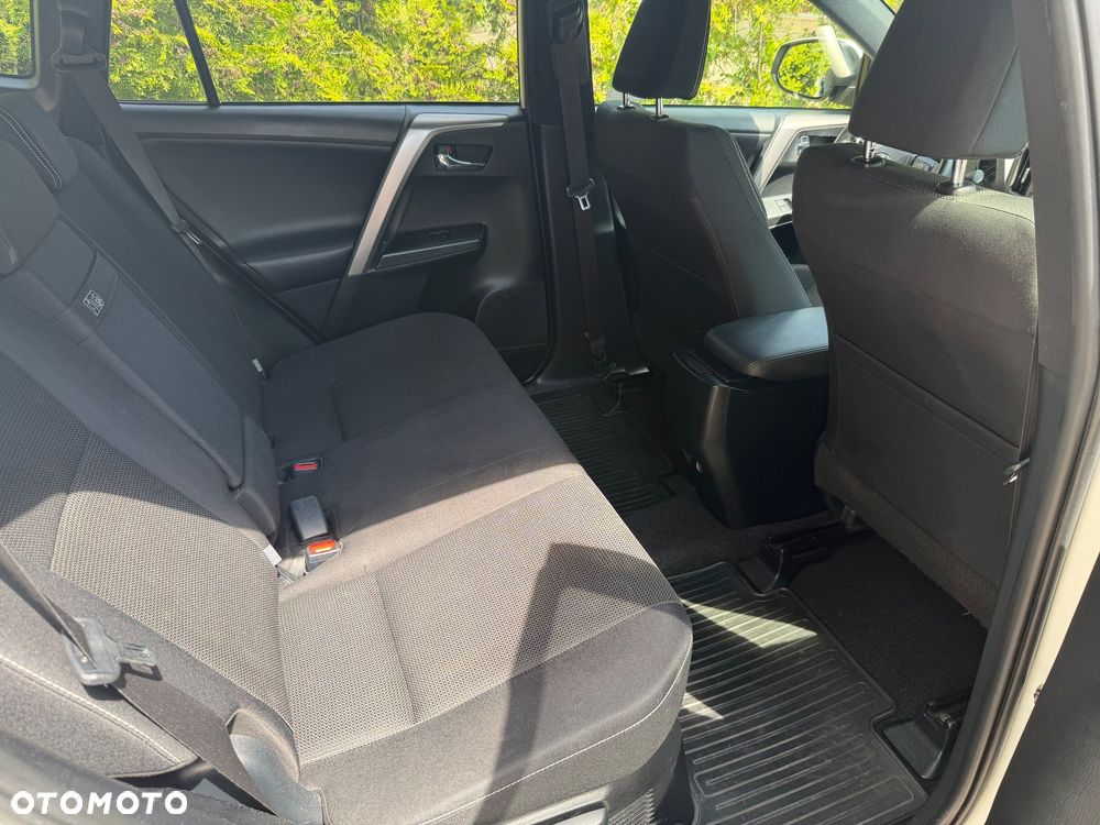 Toyota RAV4 Hybrid Style 4x2 - 2