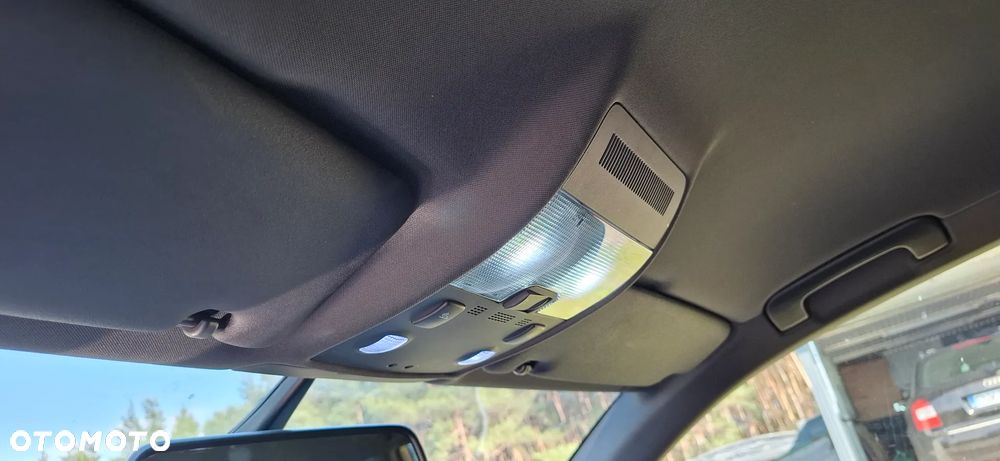 Audi A4 Avant 2.0 TDI - 17