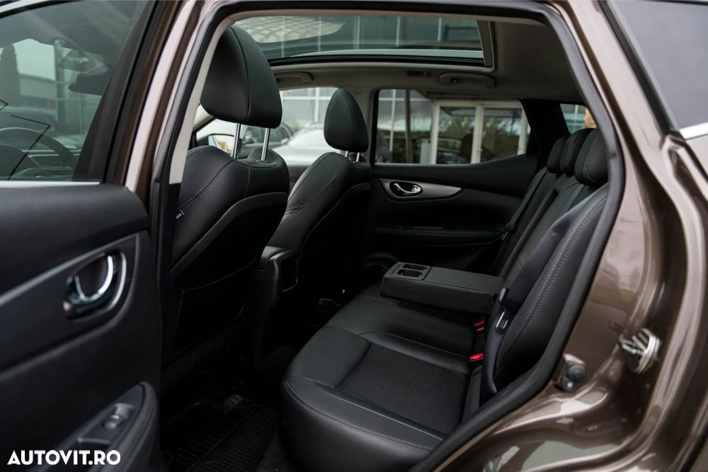 Nissan Qashqai 1.6 DCI Xtronic TEKNA+ - 18