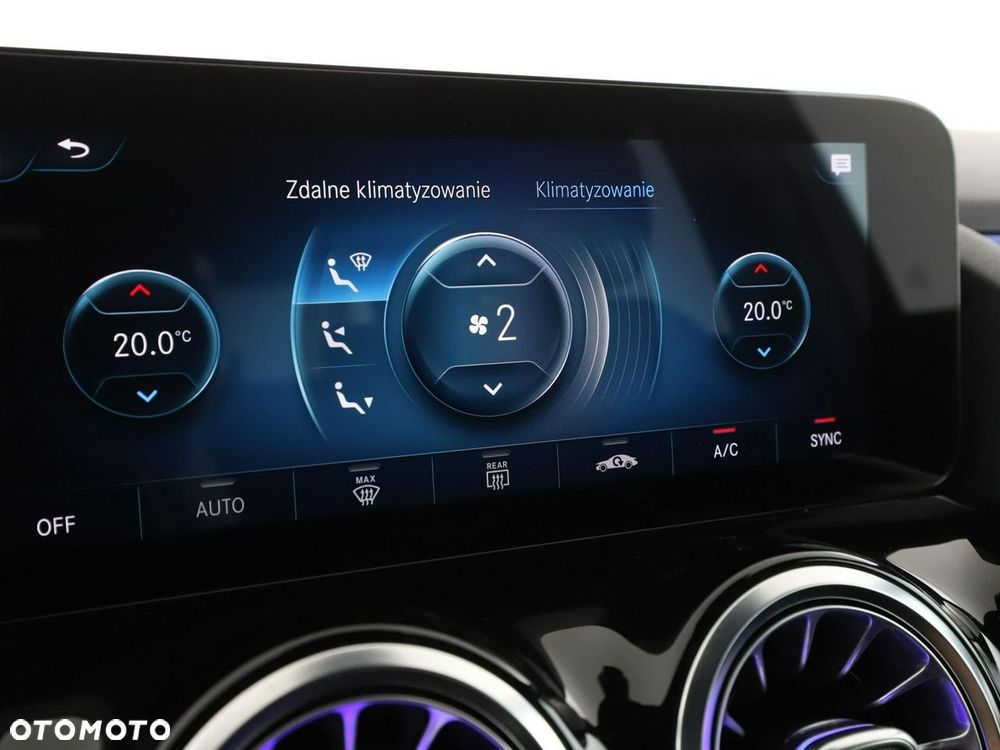 Mercedes-Benz GLA 250 e PHEV AMG Line 8G-DCT - 29