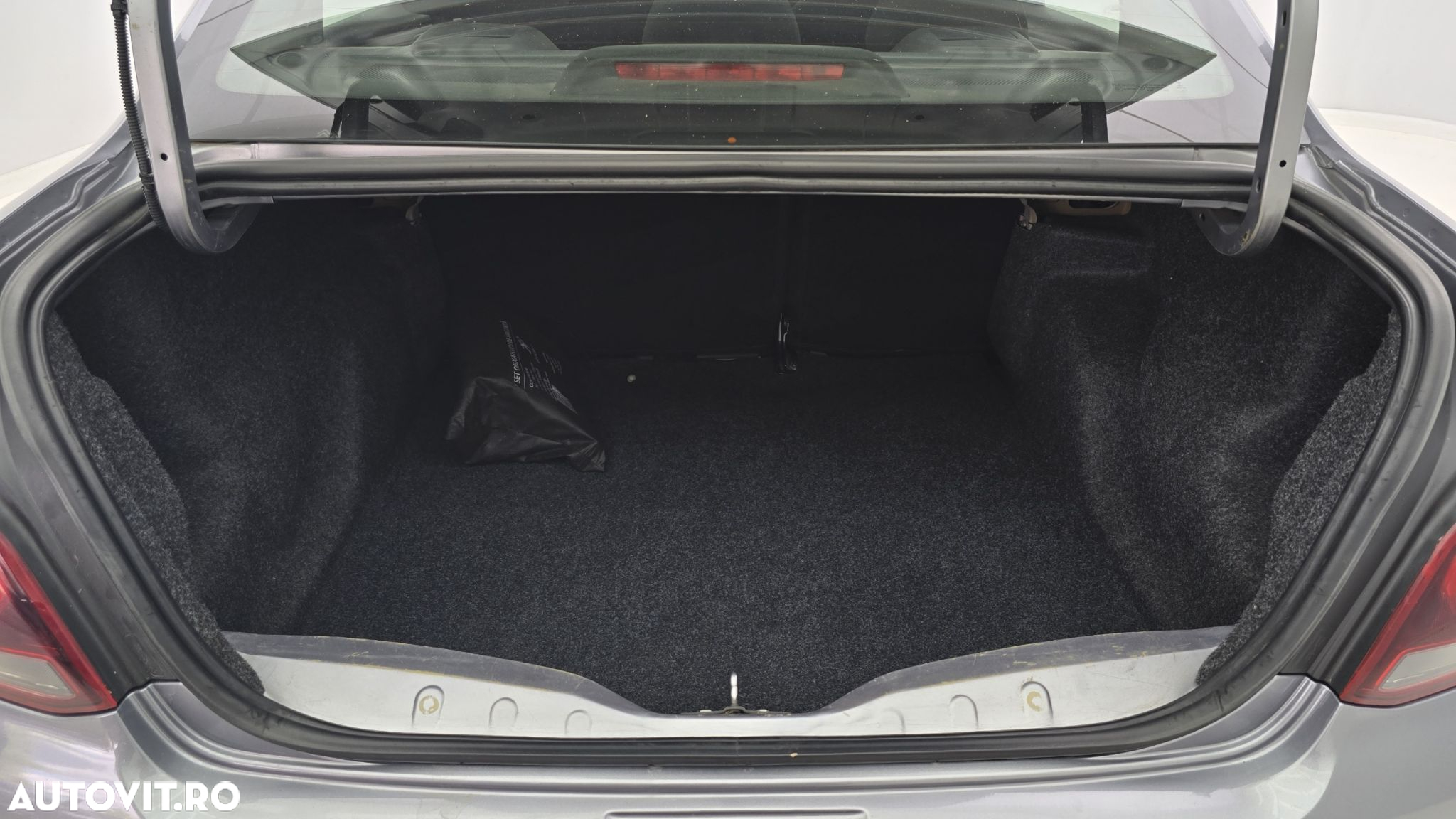Peugeot 301 1.5 BlueHDI FAP Allure - 25