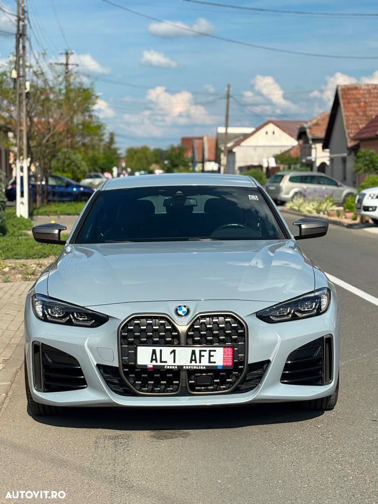BMW M4 M440i xDrive - 1
