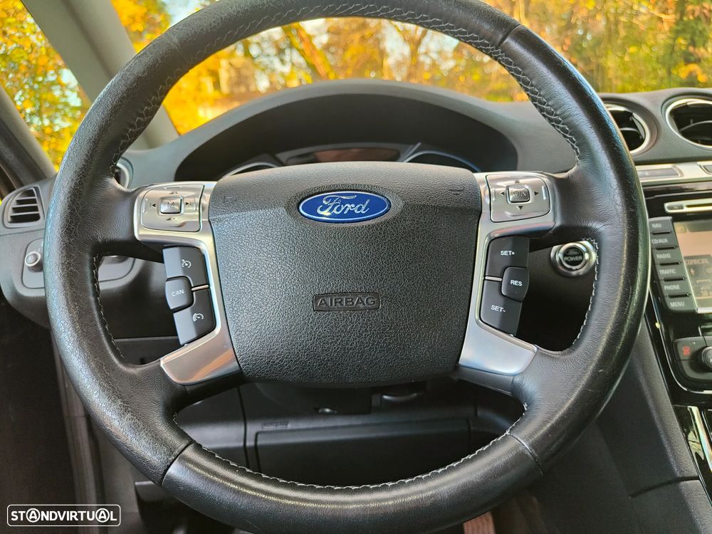 Ford S-Max 2.0 TDCi Titanium 7L 139g - 16