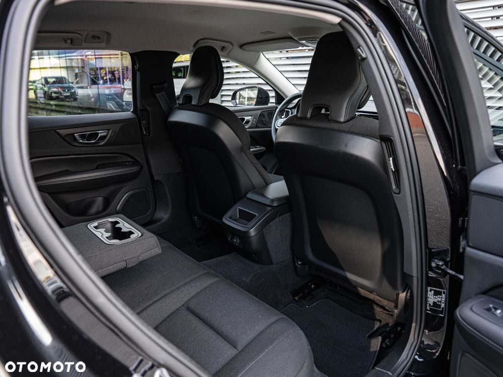 Volvo V60 B3 B Geartronic Momentum - 30