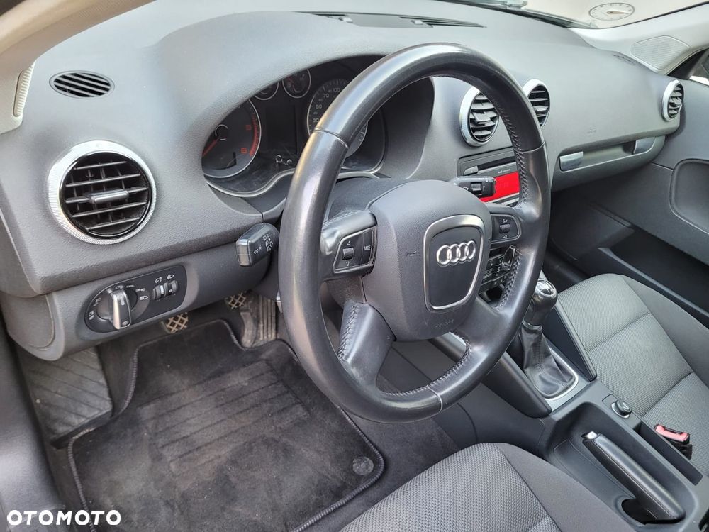 Audi A3 Sportback 2.0 TDI Attraction - 40