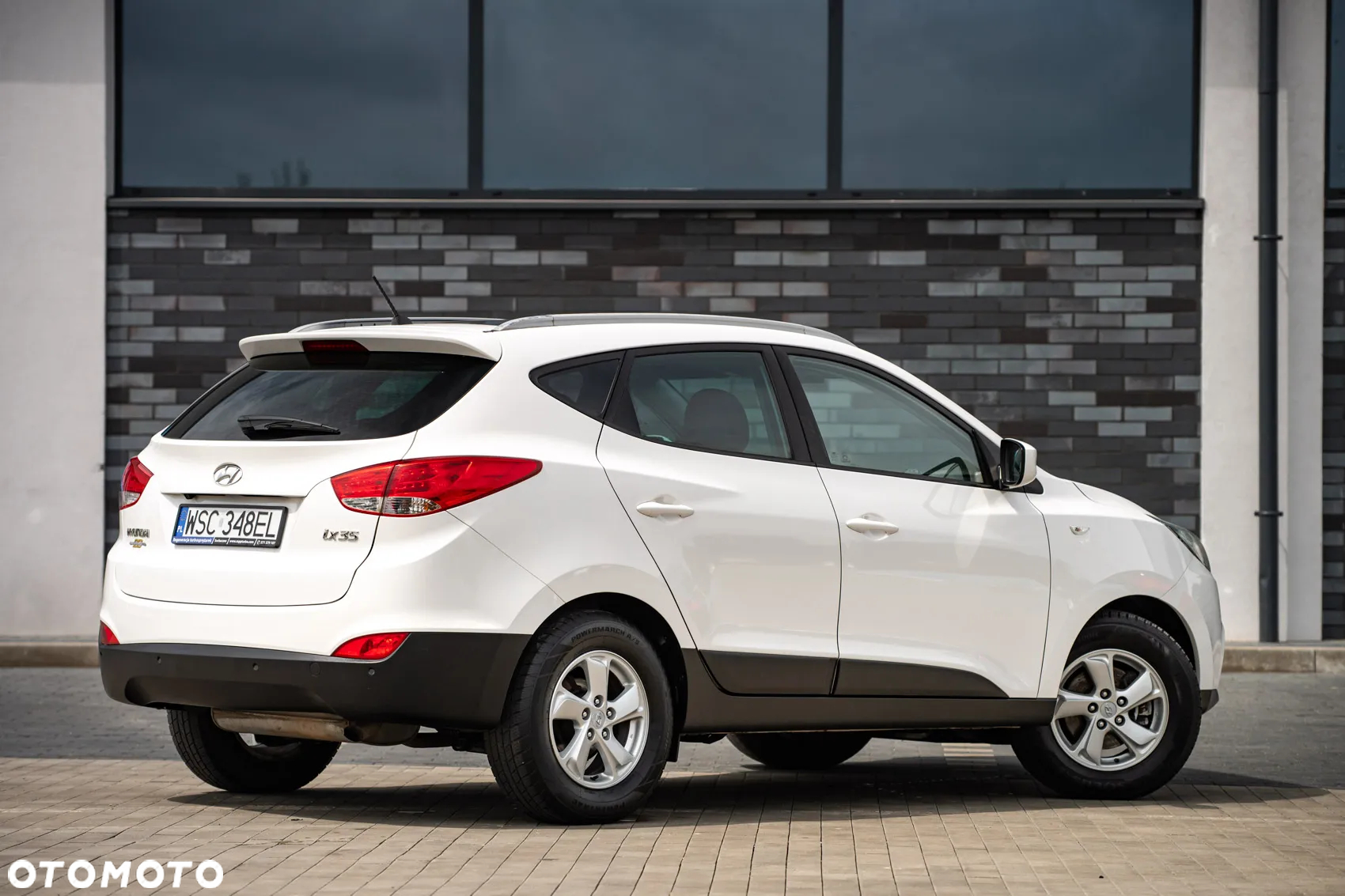 Hyundai ix35 blue 1.6 2WD Finale Gold - 4