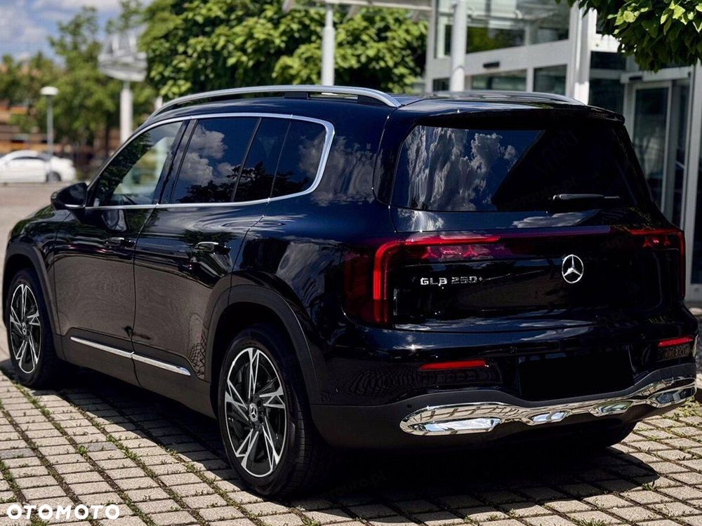 Mercedes-Benz GLB 250+ EQ 85kWh - 6