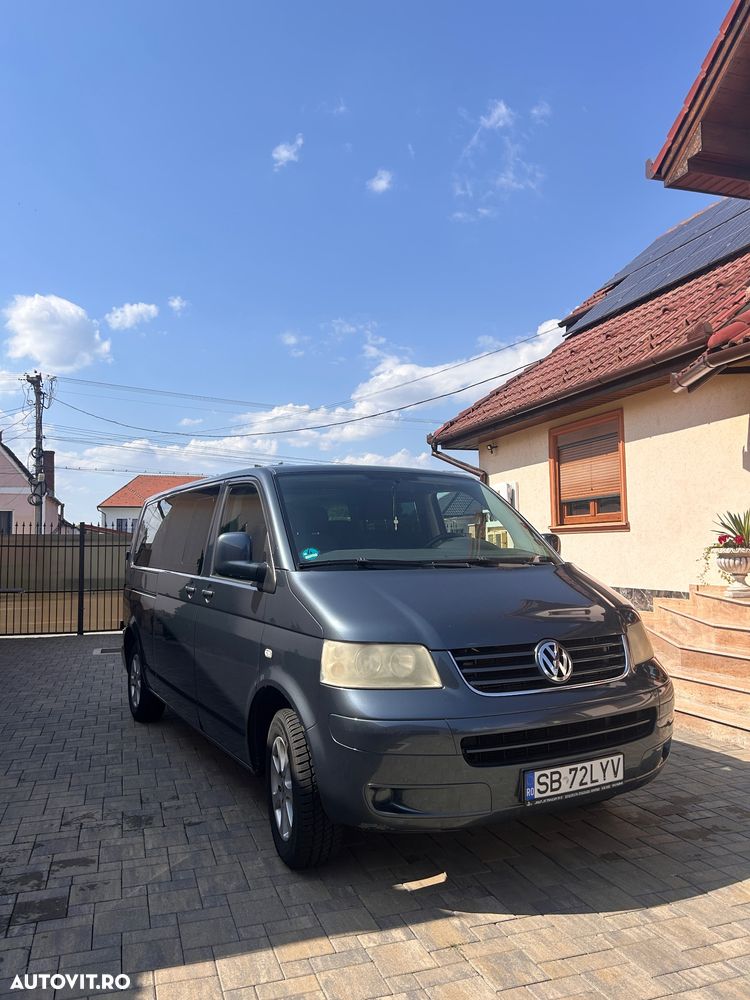 Volkswagen Caravelle - 2