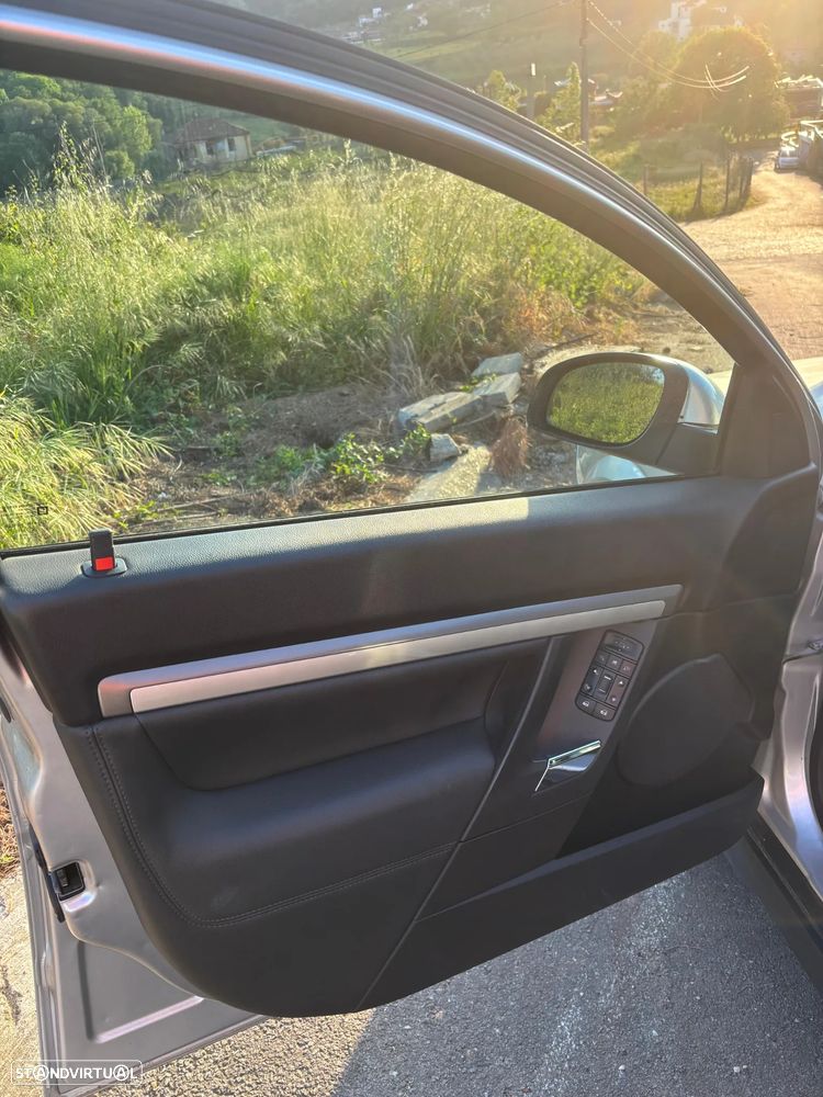 Opel Vectra Caravan 1.9 CDTi Elegance - 8