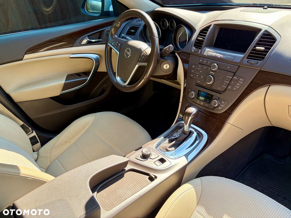 Opel Insignia 2.0 T Cosmo - 13