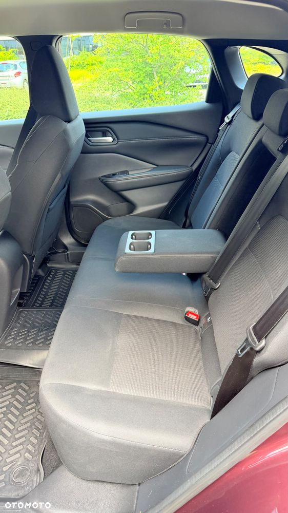 Nissan Qashqai 1.3 DIG-T mHEV N-Connecta Xtronic - 13