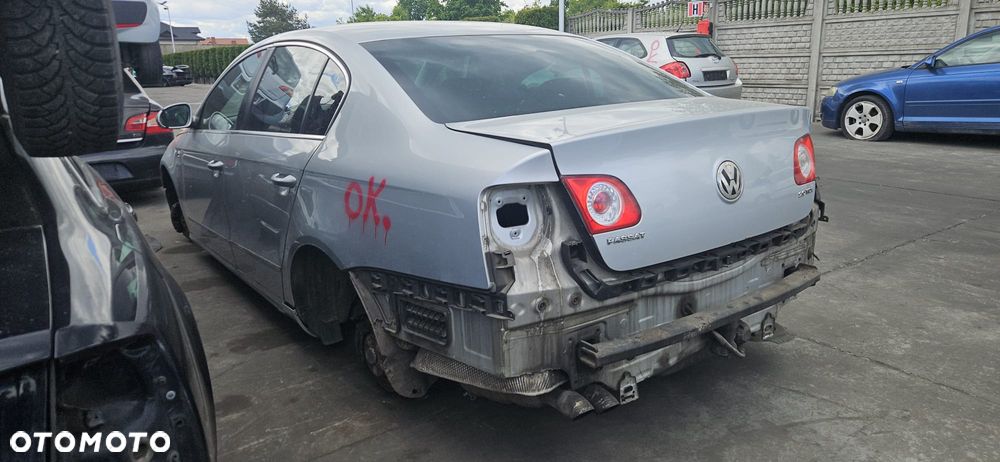 VW PASSAT B6 2.0 TDI BMP 05-09r - PAS BEZPIECZEŃSTWA LEWY PRAWY - 10