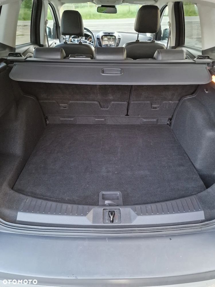 Ford Kuga 2.0 TDCi AWD Titanium - 26