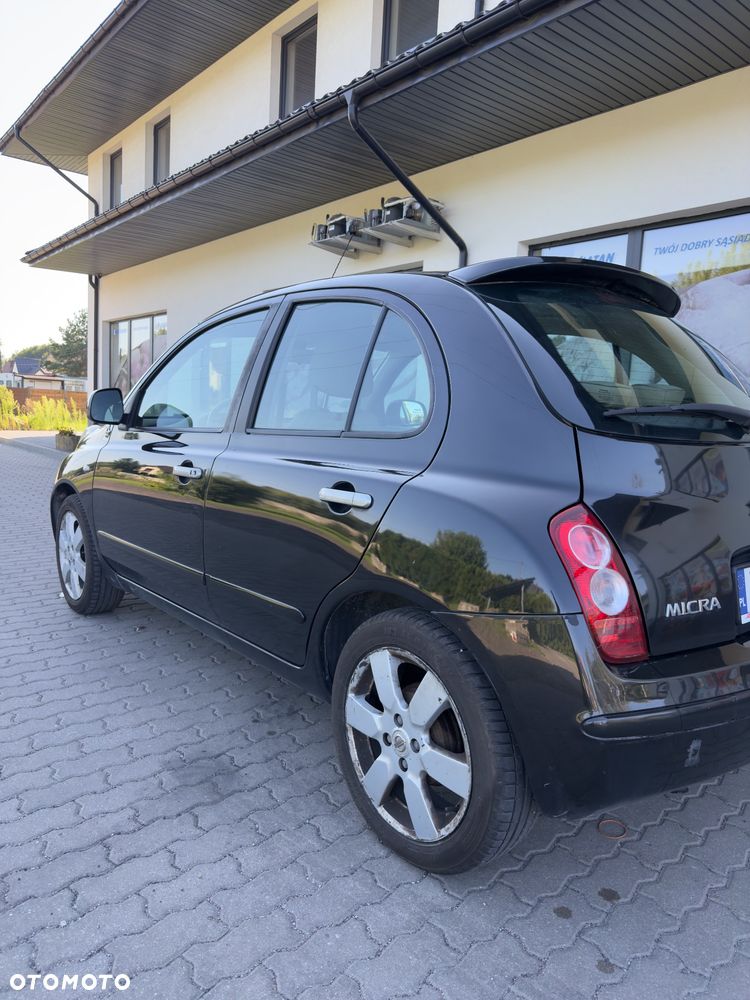 Nissan Micra - 2