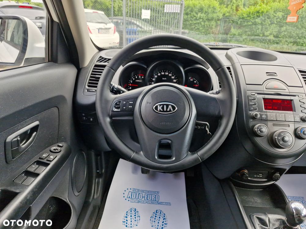 Kia Soul 1.6 CRDi L - 31