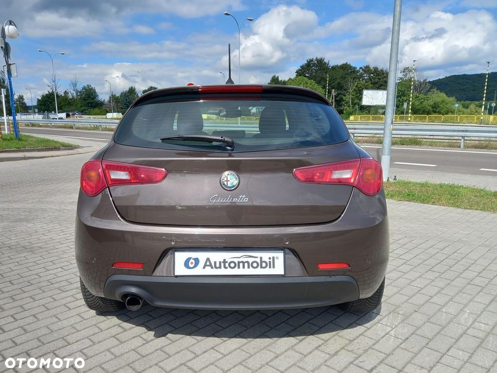 Alfa Romeo Giulietta - 7