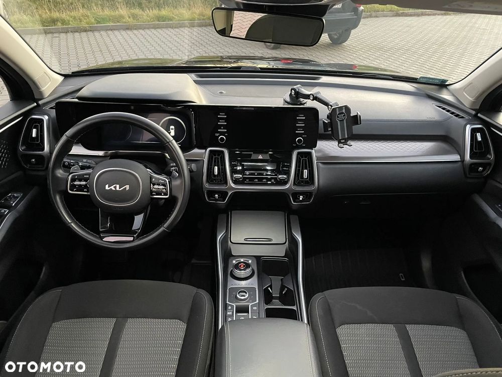 Kia Sorento 2.2 CRDi M 4WD DCT 7os - 6