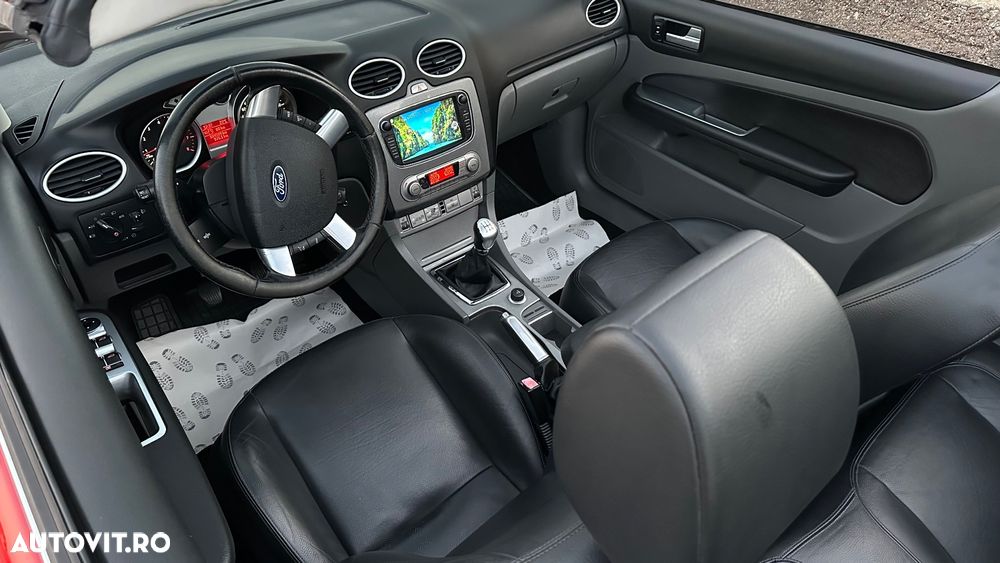 Ford Focus 2.0 16V Titanium - 6