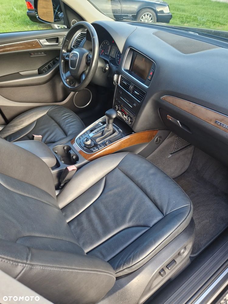 Audi Q5 3.2 FSI Quattro S tronic - 34