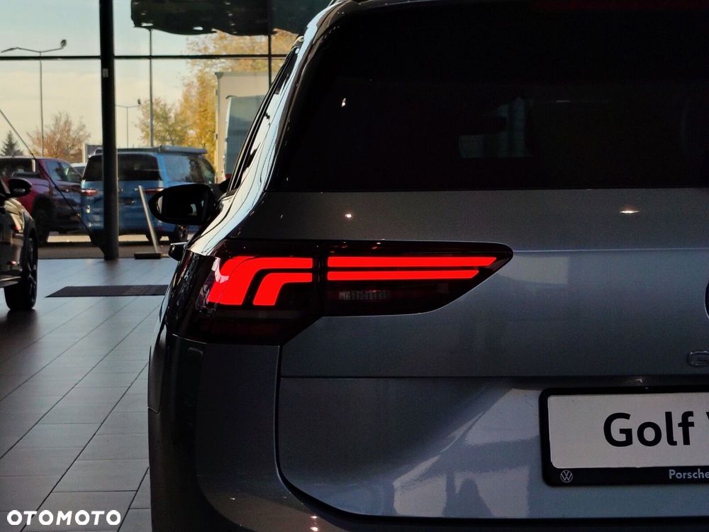 Volkswagen Golf - 12