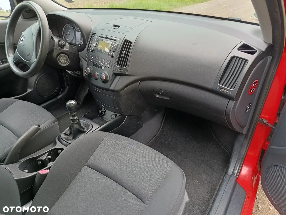 Hyundai i30 1.4 Blue Comfort - 21
