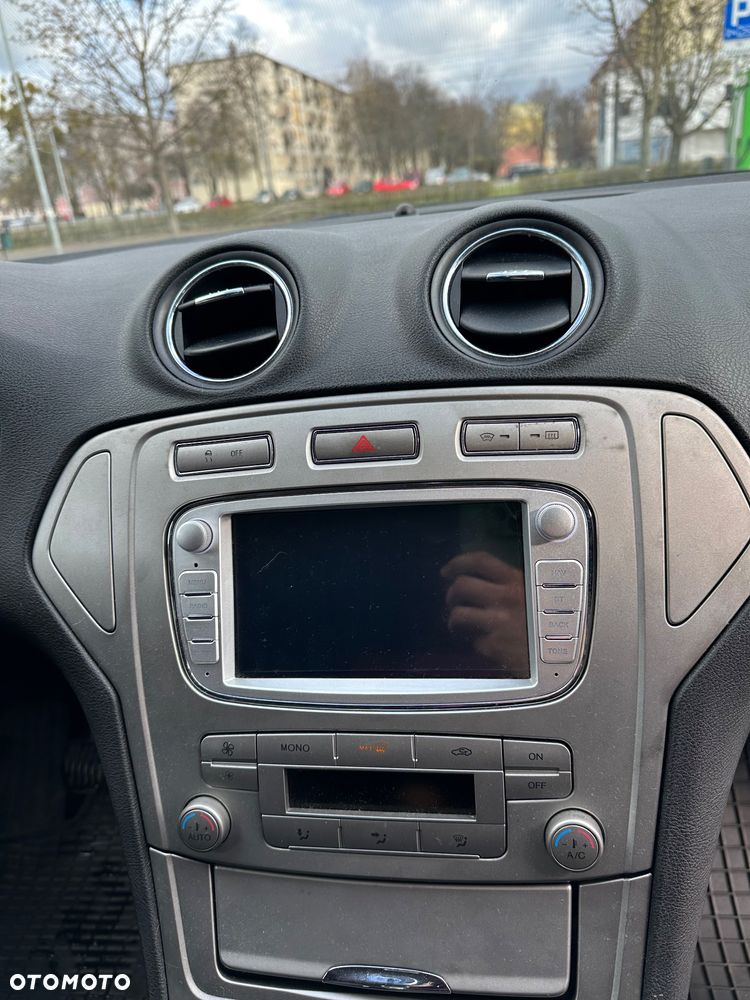 Ford Mondeo 2.0 Titanium - 17