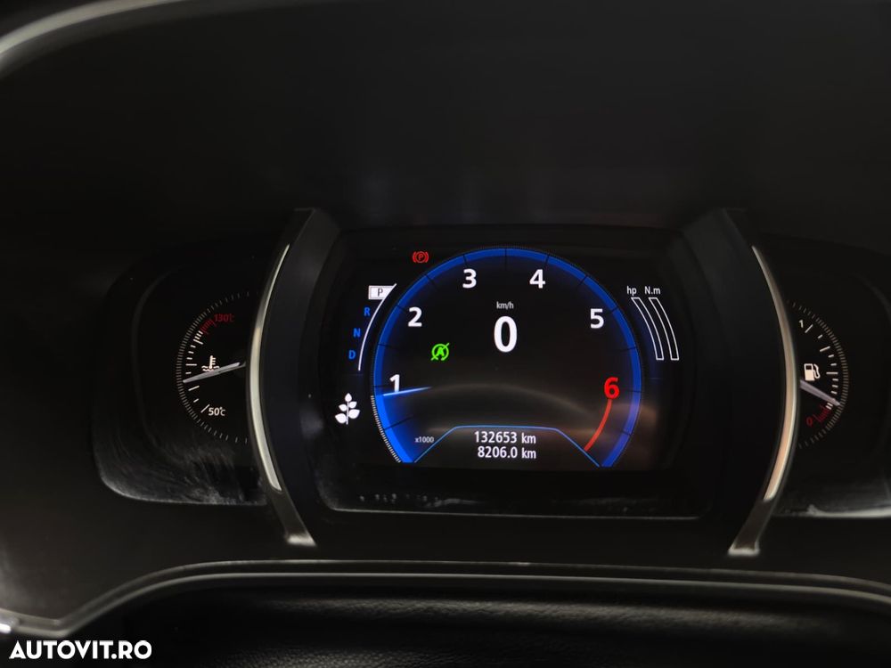 Renault Megane TCe 140 GPF EDC ZEN - 5