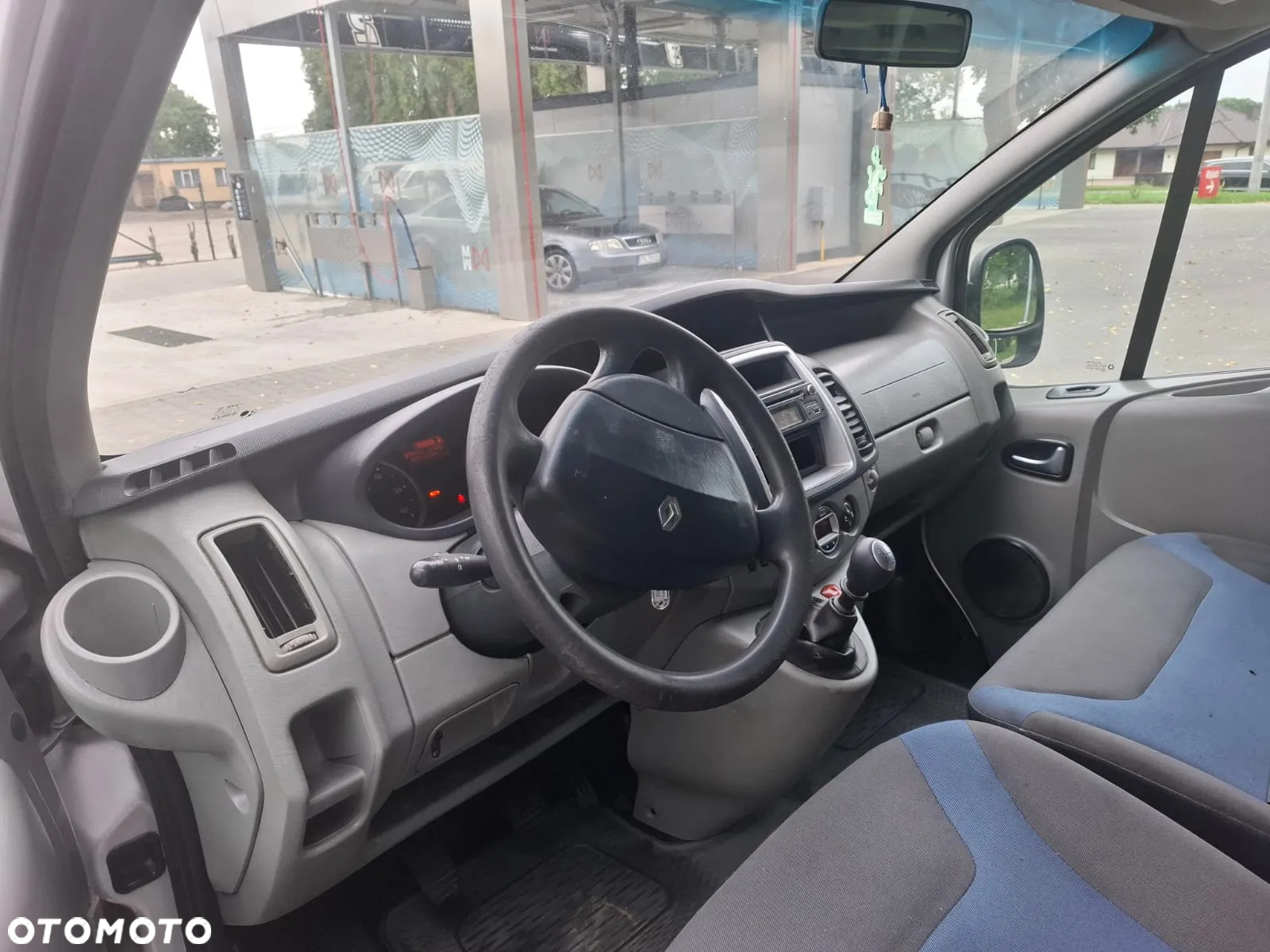 Renault Trafic - 14