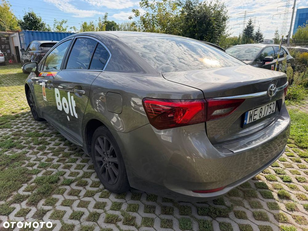 Toyota Avensis 1.8 Active MS - 8