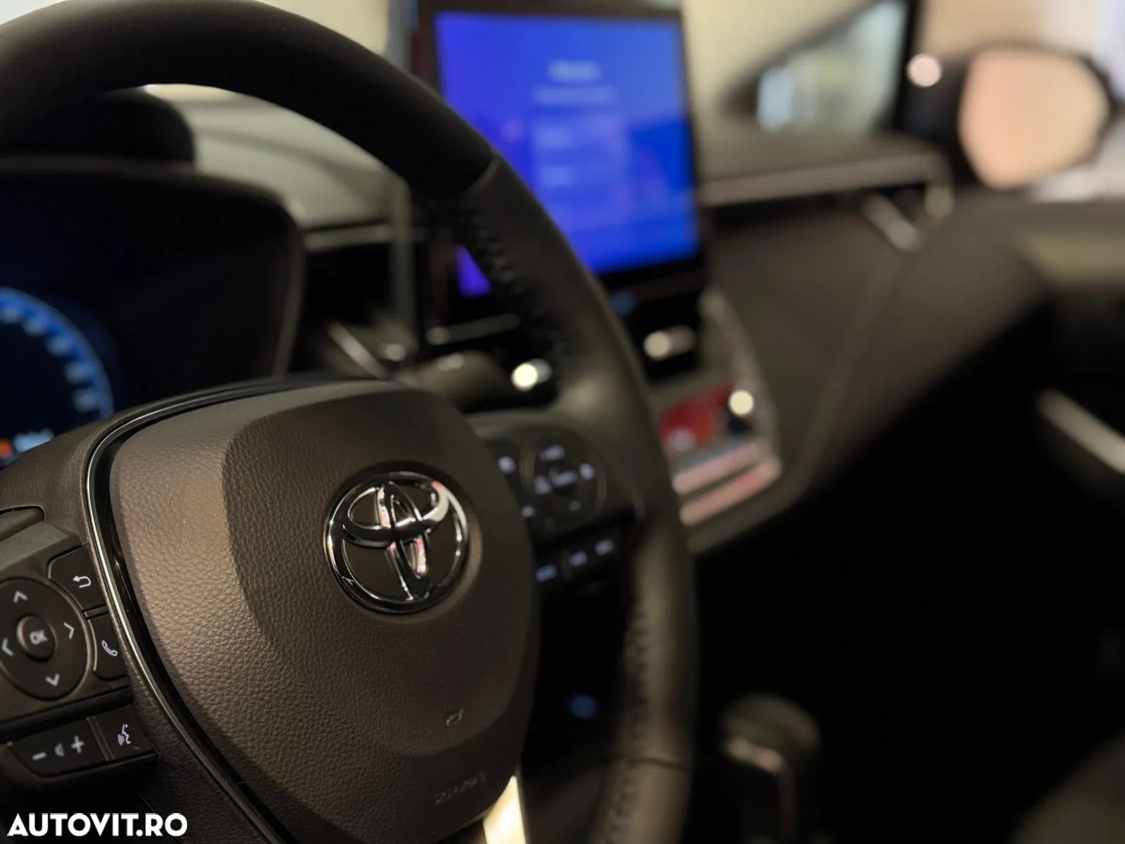 Toyota Corolla 1.8 HSD Dynamic - 12