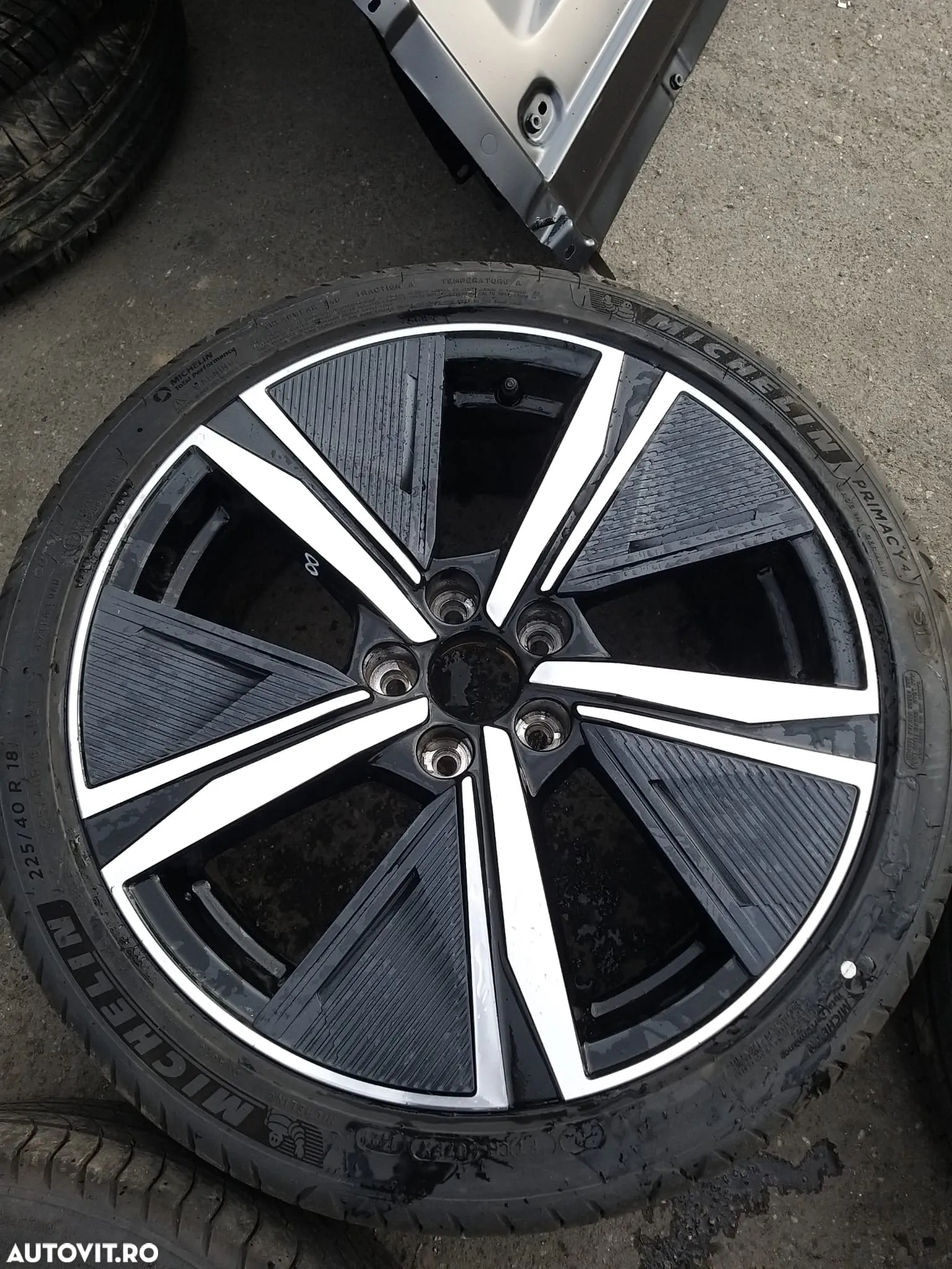 Vand Set 4 x Jante pentru Peugeot 308, Jante Aliaj Cu Cauciucuri Michelin 225/40R18, cod: 9835058180 - 4