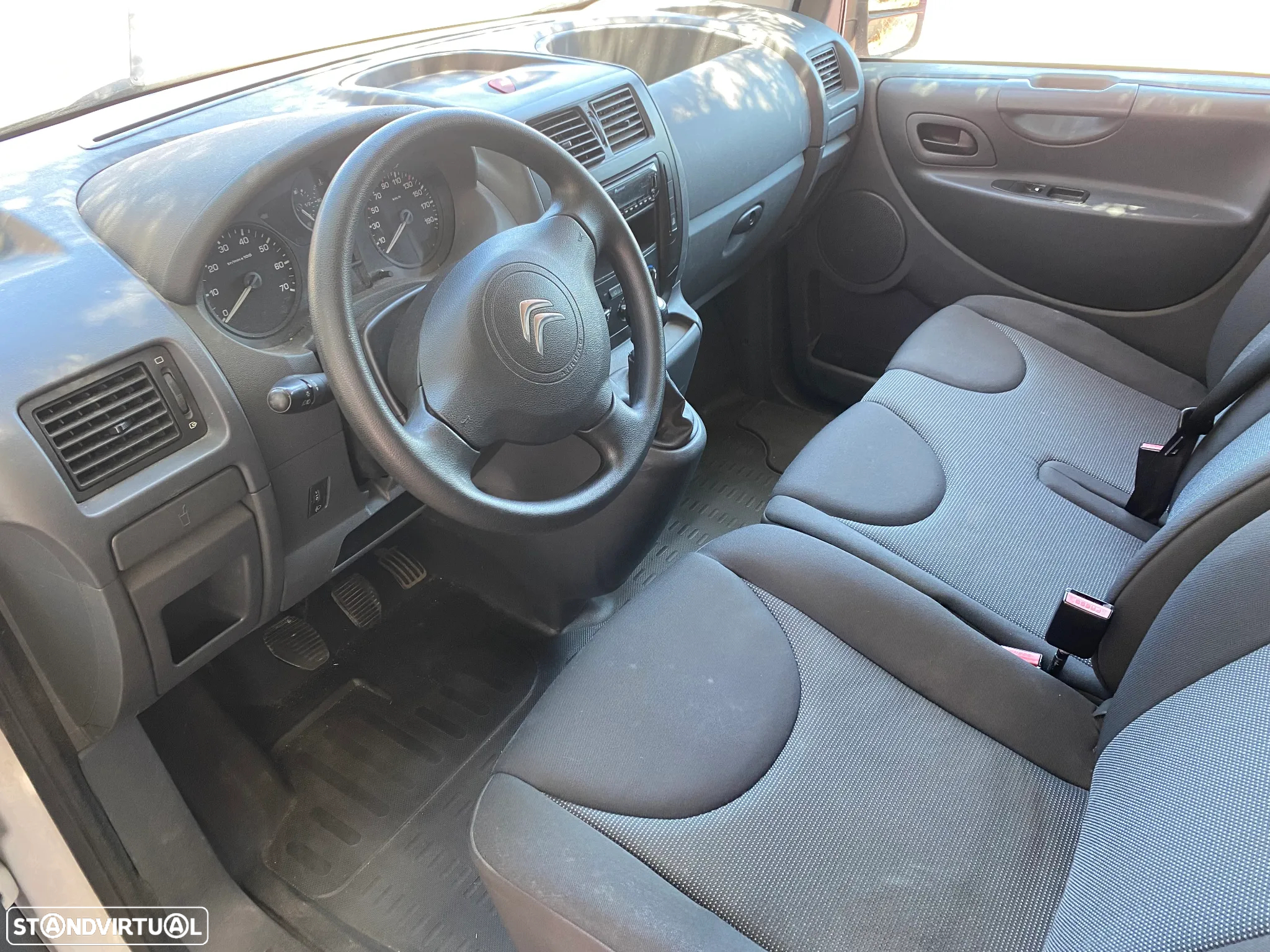 Citroën Jumpy 2.0HDI 120CV L1H1 - 5