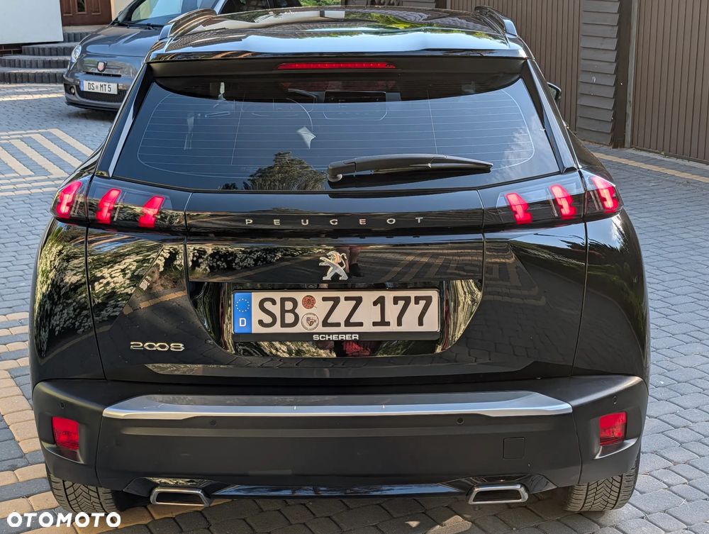 Peugeot 2008 - 9