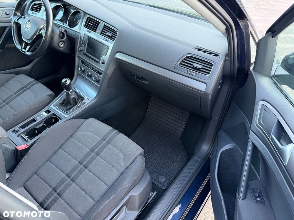 Volkswagen Golf 1.6 TDI BlueMotion Trendline - 11