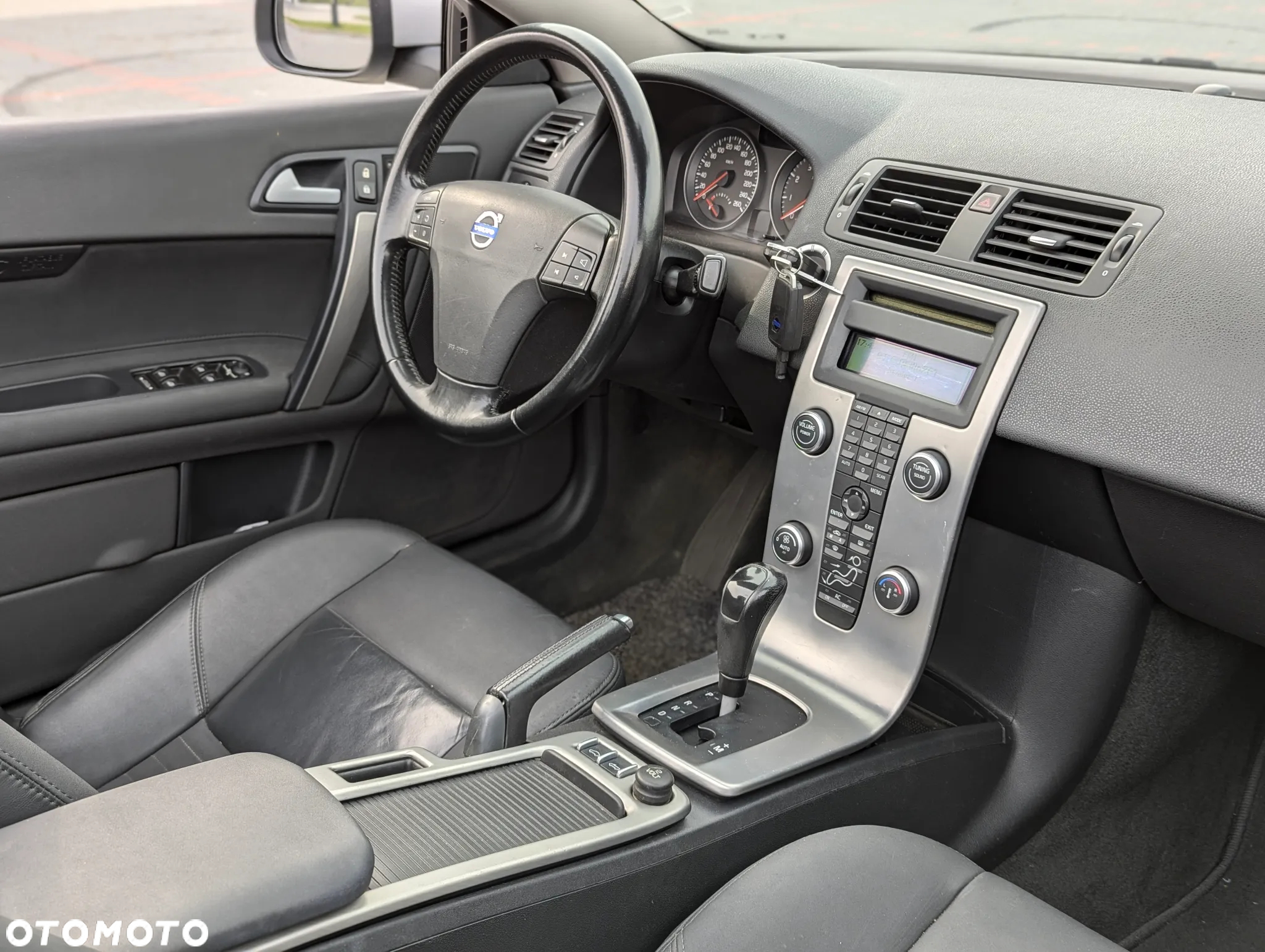 Volvo C70 2.4 Momentum - 9