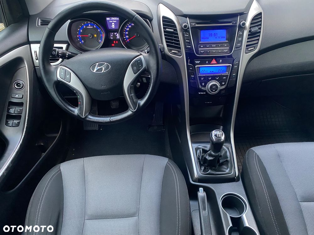 Hyundai i30 1.6 Fifa World Cup Edition - 7