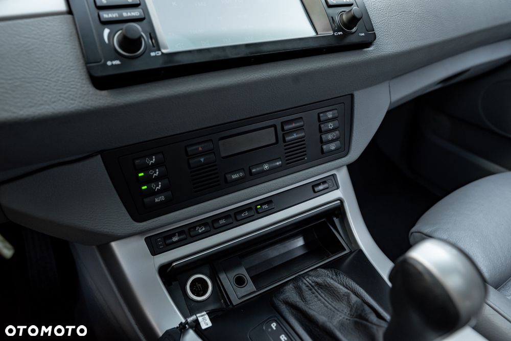 BMW X5 3.0 i - 33