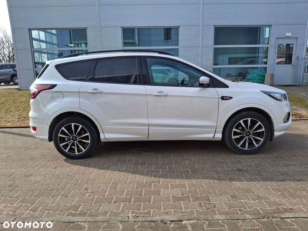 Ford Kuga - 3