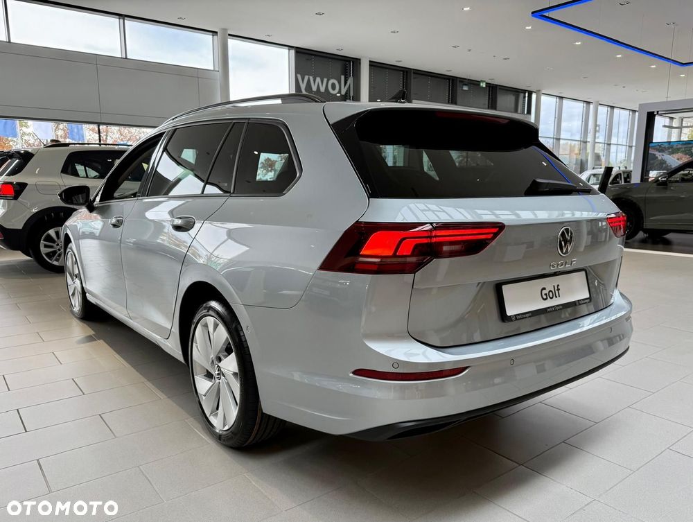 Volkswagen Golf VIII 1.5 TSI Life Plus - 6