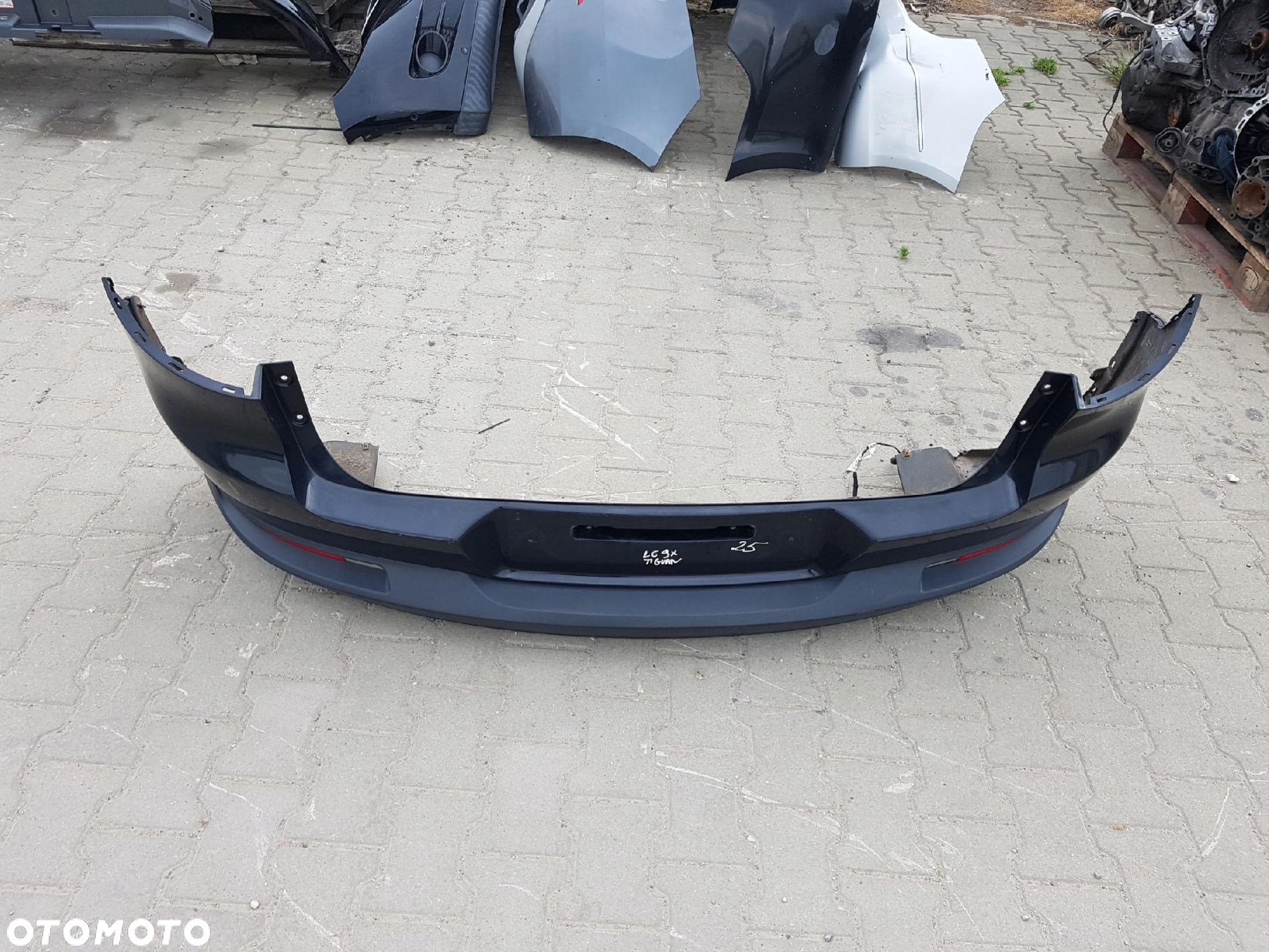 VW TIGUAN I 5N 06-10r ZDERZAK TYLNY TYŁ LC9X - 5