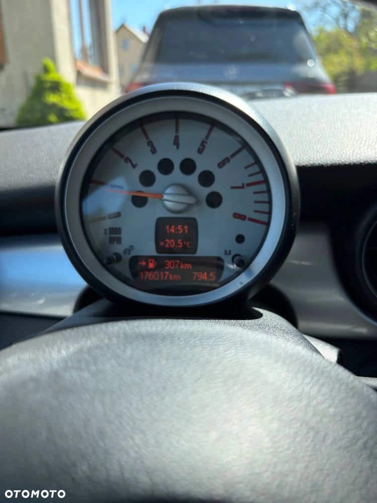 MINI Cooper 50 Camden - 10