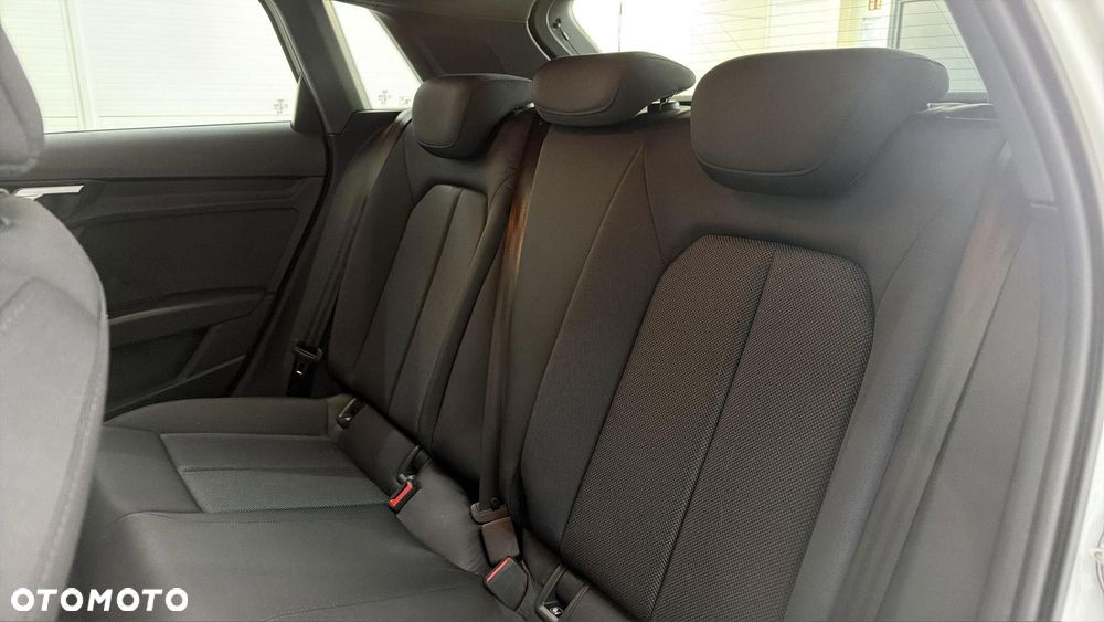 Audi A3 Sportback 35 TFSI mHEV S tronic - 17