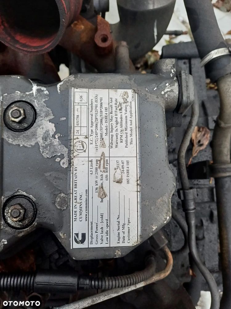 SILNIK CUMMINS ISBE4 185 - 2