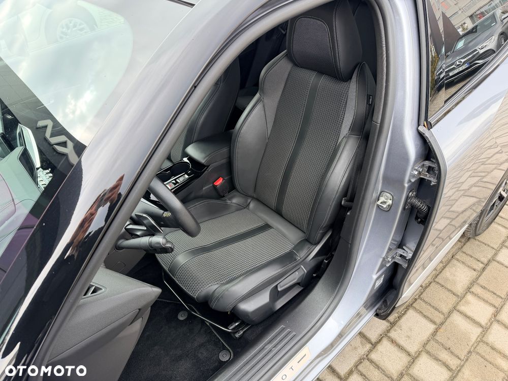 Peugeot 2008 1.5 BlueHDi GT S&S EAT8 - 13