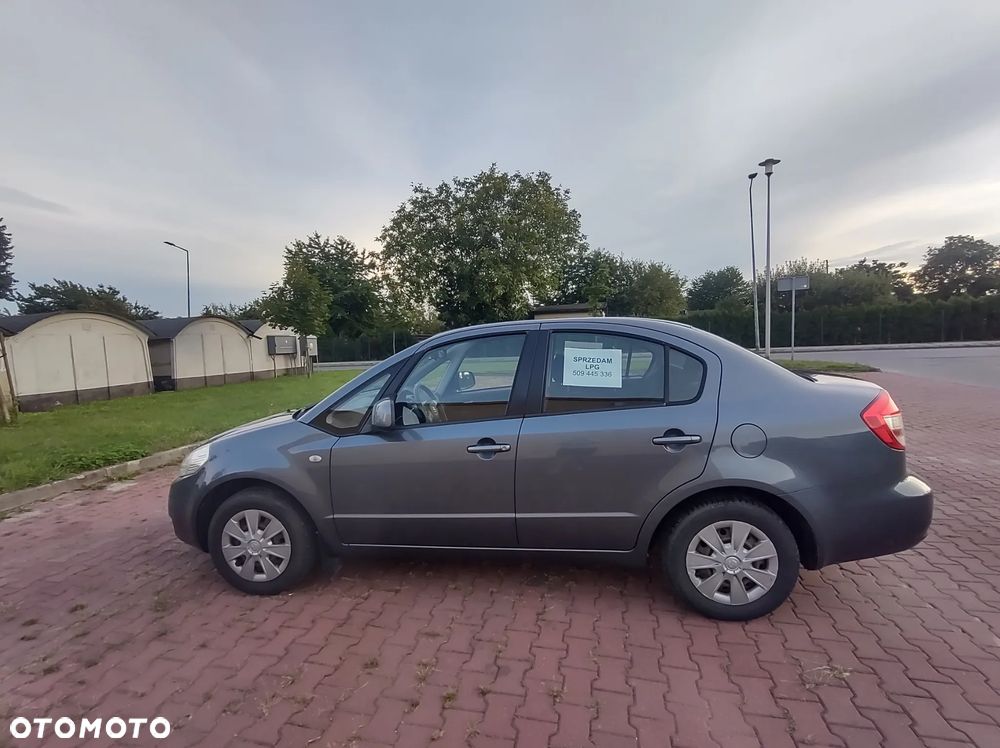 Suzuki SX4 1.6 GLX / Comfort - 3