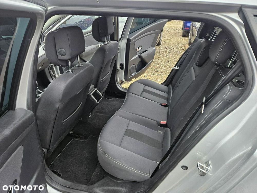 Renault Megane - 9