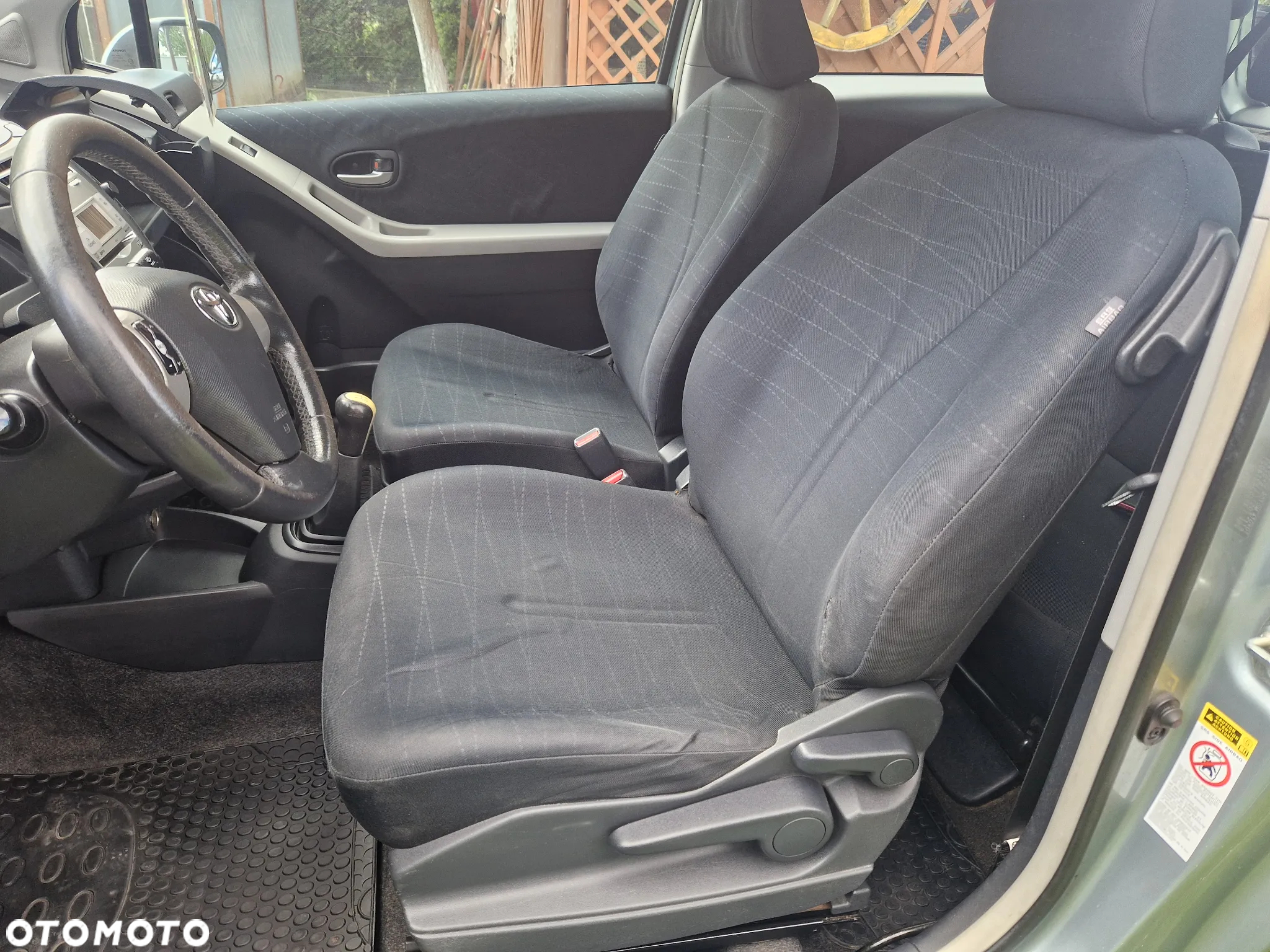 Toyota Yaris 1.3 Luna - 12