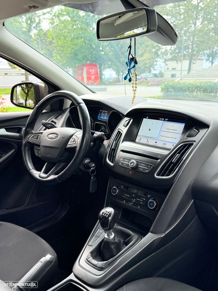 Ford Focus 1.0 SCTi Titanium - 14