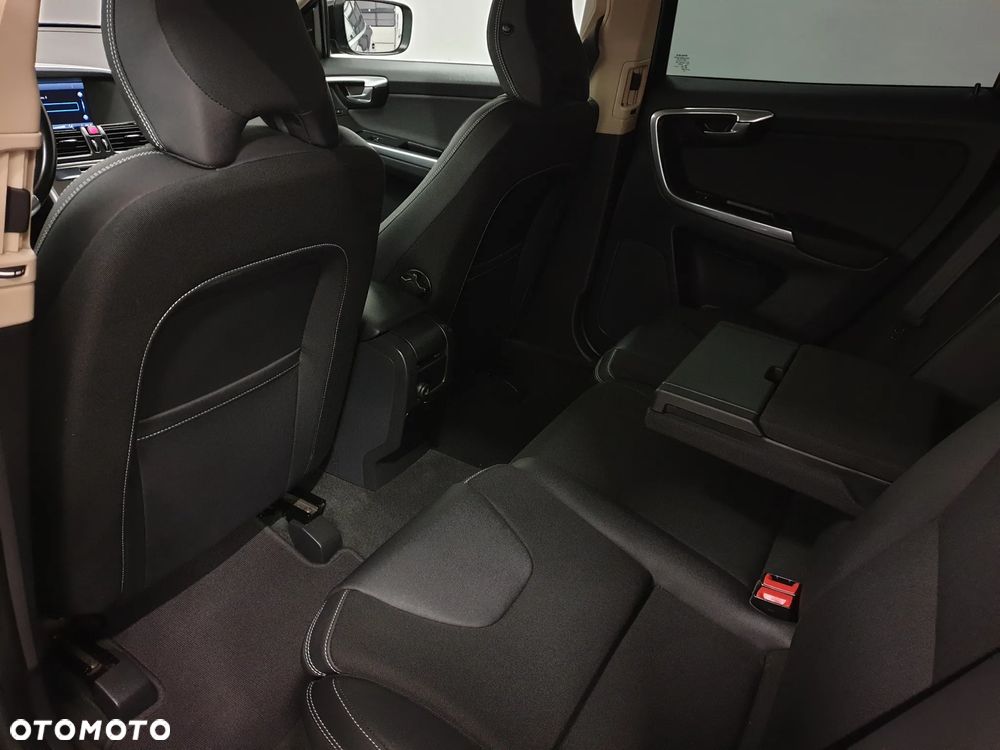 Volvo XC 60 - 39