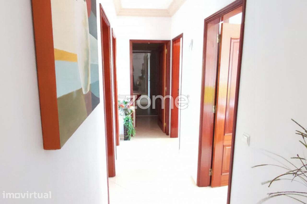 Apartamento T2 mobilado e equipado com vista para o Castelo de Silves - Grande imagem: 4/19